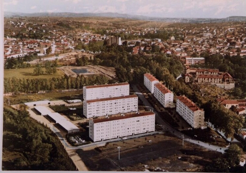 Vue aérienne sur les immeubles de la cité Gourgatieu.